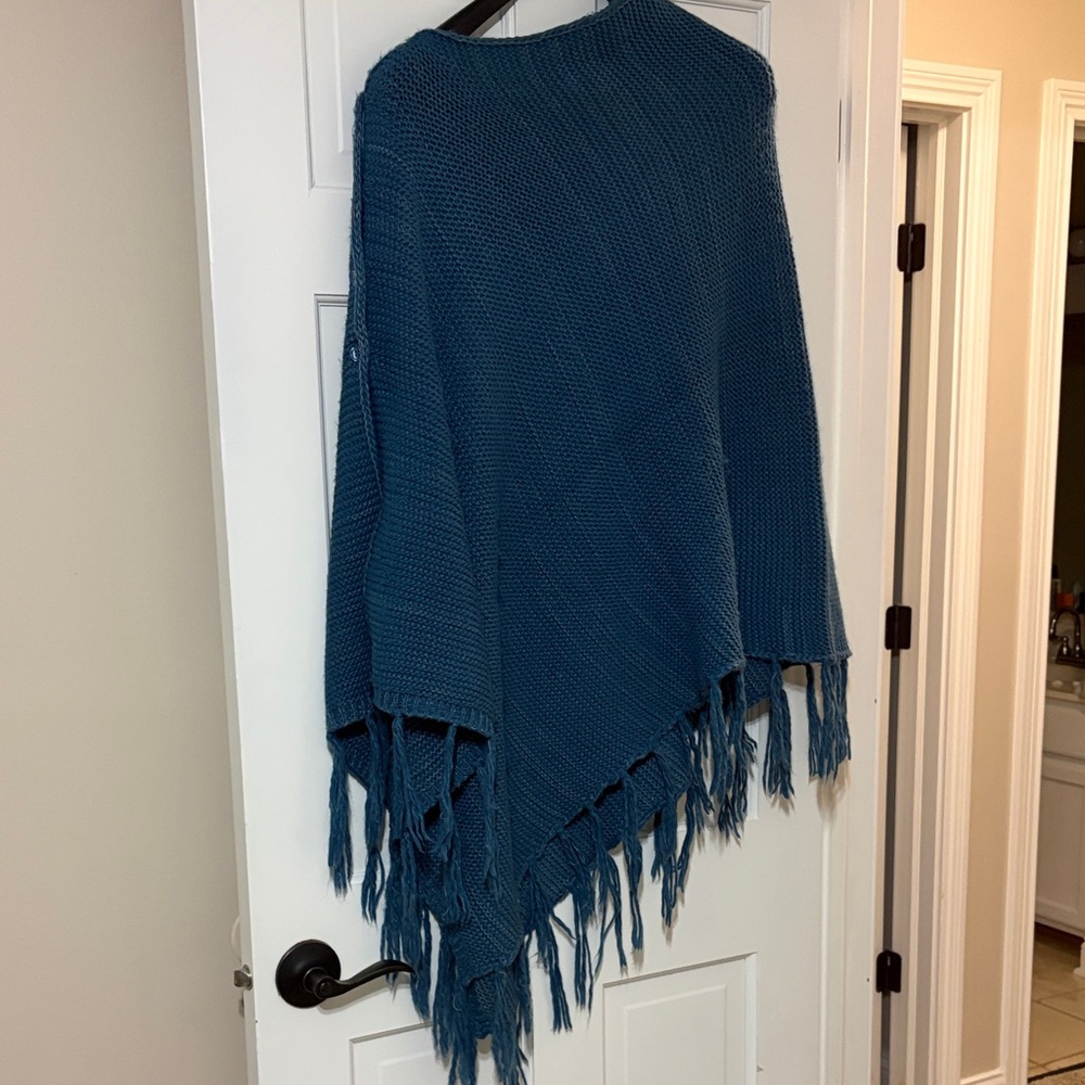 LULAROE Blue Fringe Knit Poncho Sweater (Shawl)